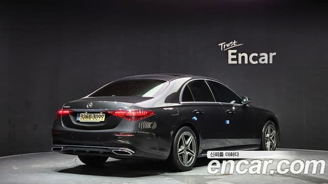 Mercedes-Benz S-Class 2022 — Photo 19/20