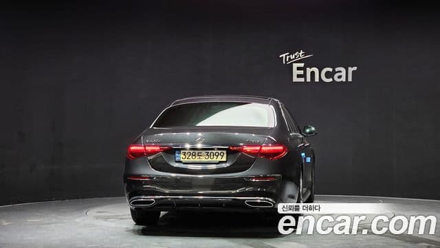 Mercedes-Benz S-Class 2022 — Photo 11/20
