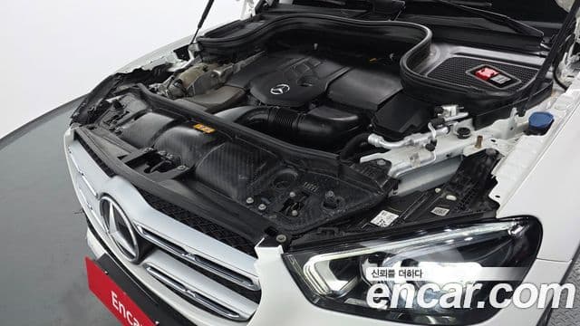 Mercedes-Benz GLE-Class 2019 — Фото 6/20