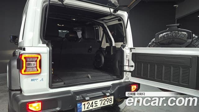 Jeep Wrangler 2020 — Şəkil 20/20