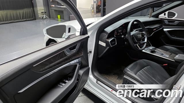 Audi A6 2022 — ფოტო 11/20