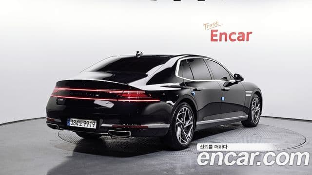 Genesis G90 2022 — Photo 13/20