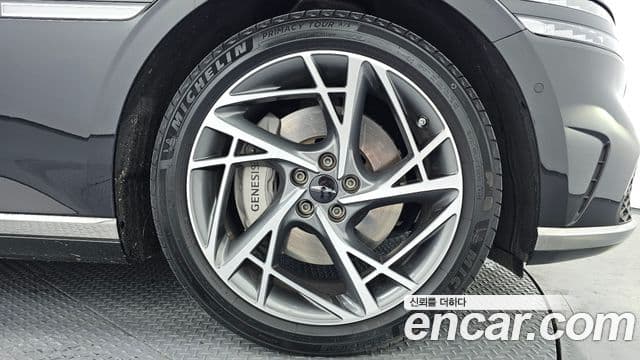 Genesis G90 2022 — Photo 9/20