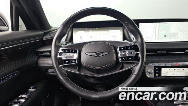Genesis G90 2022 — Photo 19/20