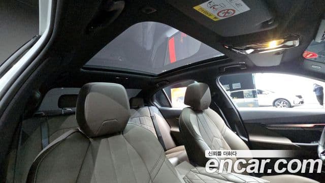 BMW 5 Series 2025 — Şəkil 19/20