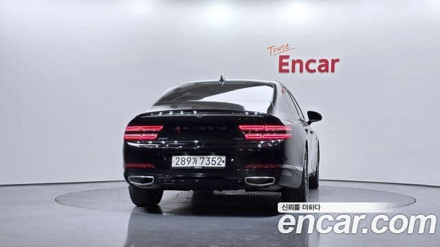 Genesis Electrified G80 2021 — ფოტო 4/20