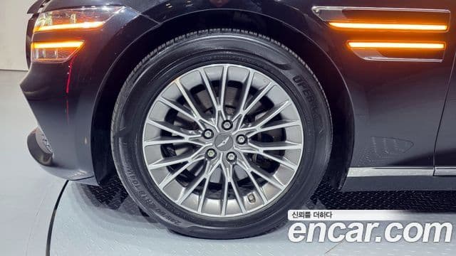 Genesis Electrified G80 2021 — ფოტო 5/20