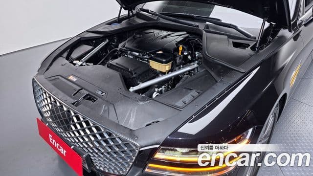 Genesis Electrified G80 2021 — ფოტო 6/20