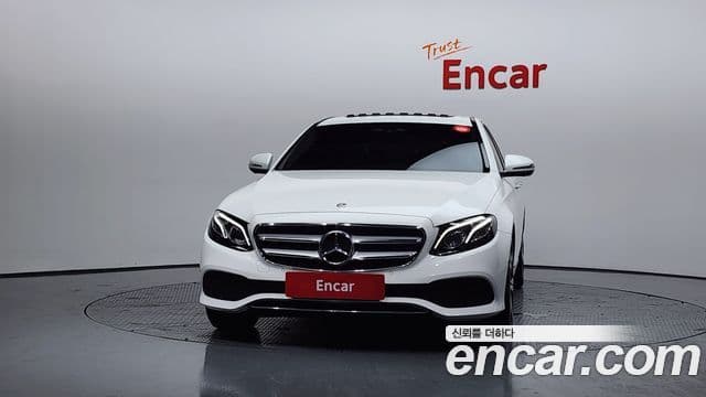 Mercedes-Benz E-Class 2018 — Şəkil 3/20
