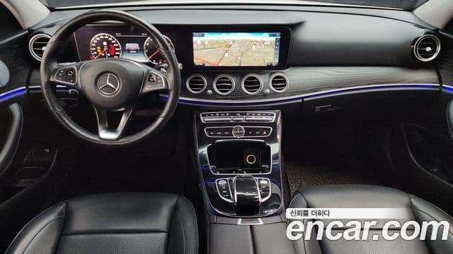 Mercedes-Benz E-Class 2018 — Şəkil 7/20