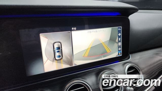 Mercedes-Benz E-Class 2018 — Şəkil 15/20