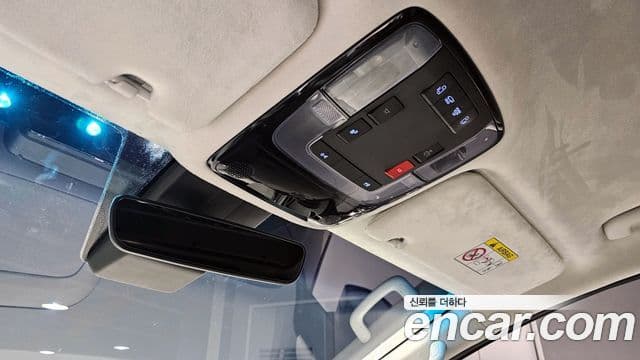 Hyundai Staria 2022 — Şəkil 18/20