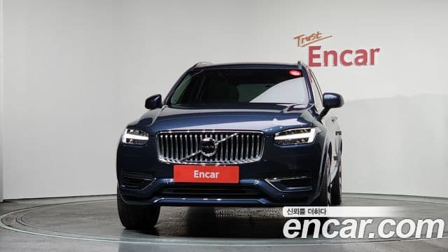 Volvo XC90 2022 — ფოტო 3/20