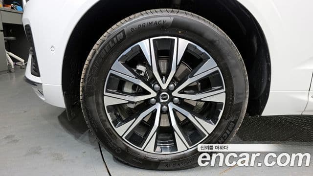 Volvo XC60 2025 — Şəkil 5/20