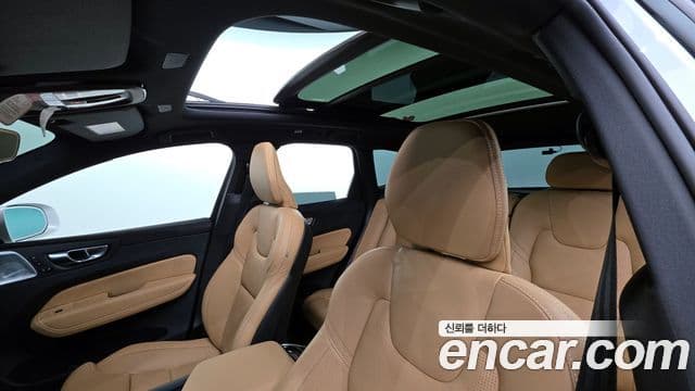 Volvo XC60 2025 — Şəkil 19/20