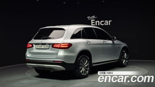 Mercedes-Benz GLC-Class 2019 — Фото 2/20