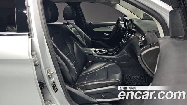 Mercedes-Benz GLC-Class 2019 — Фото 10/20