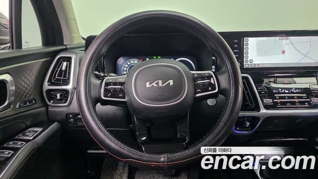 Kia Sorento 2022 — ფოტო 14/20