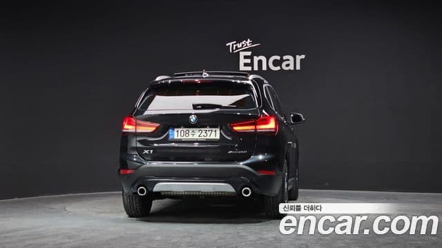 BMW X1 2021 — ფოტო 4/20