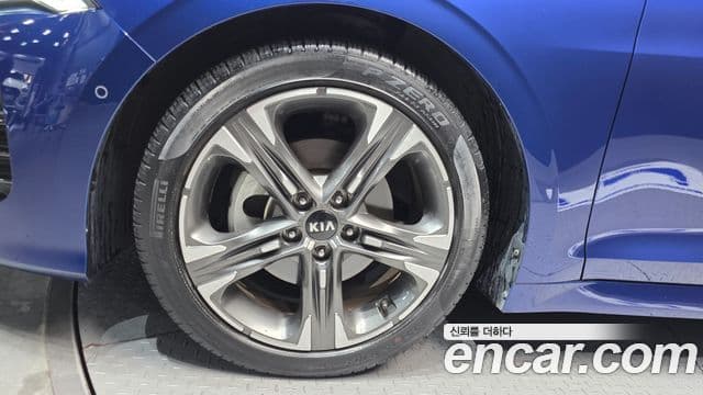 Kia K5 2020 — ფოტო 5/20