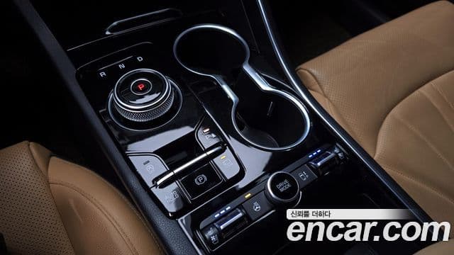 Kia K5 2020 — ფოტო 9/20