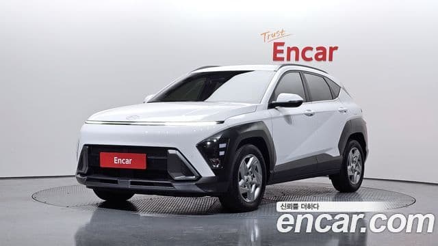Hyundai Kona Hybrid 2023 — Photo 17/20