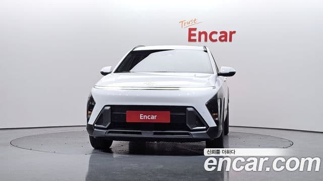 Hyundai Kona Hybrid 2023 — Photo 8/20
