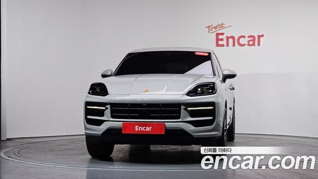 Porsche Cayenne 2024 — ფოტო 3/20