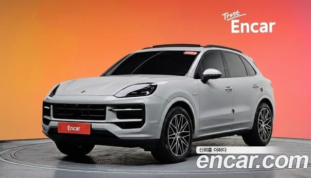 Porsche Cayenne 2024 — ფოტო 1/20