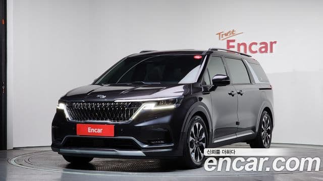 Kia Carnival 2021 — ფოტო 1/20