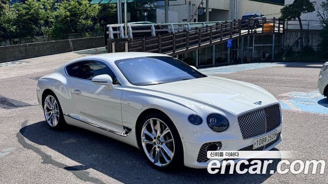 Bentley Continental GT 2020 — Şəkil 9/17