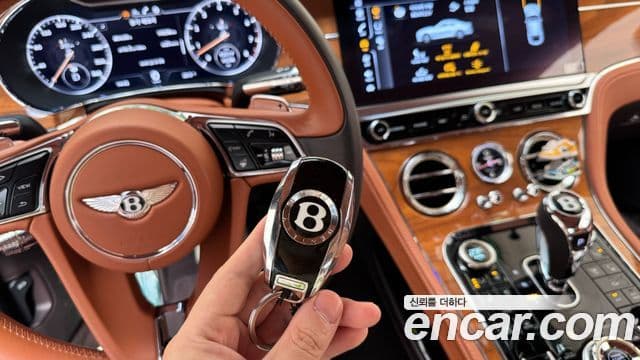 Bentley Continental GT 2020 — Şəkil 6/17