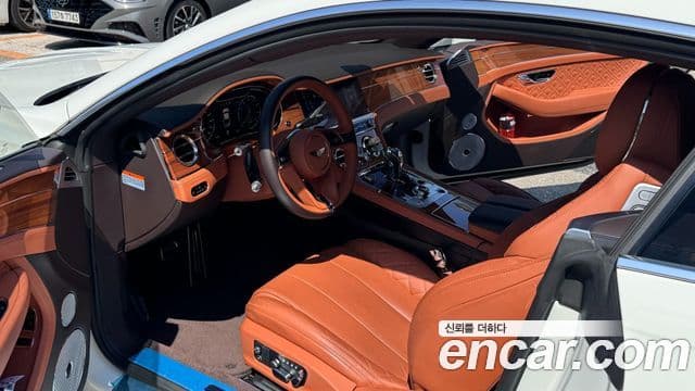 Bentley Continental GT 2020 — Şəkil 12/17