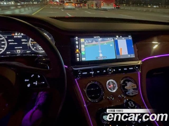 Bentley Continental GT 2020 — Şəkil 15/17