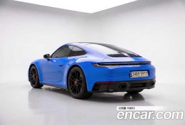 Porsche 911 2022 — ფოტო 4/20