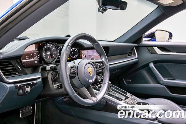 Porsche 911 2022 — ფოტო 9/20