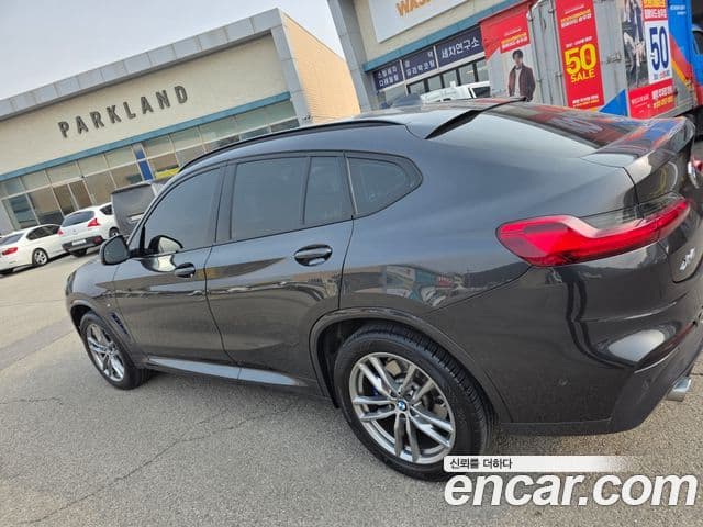 BMW X4 2020 — Photo 11/20