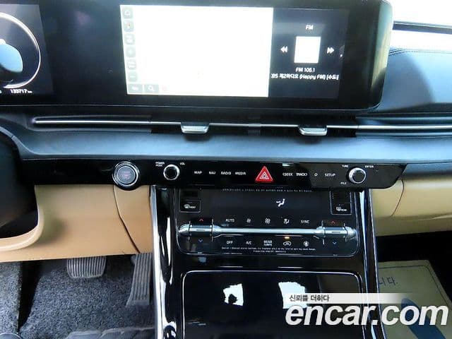 Kia Carnival 2020 — ფოტო 12/19
