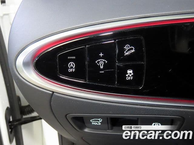 Genesis GV70 2022 — Şəkil 14/20