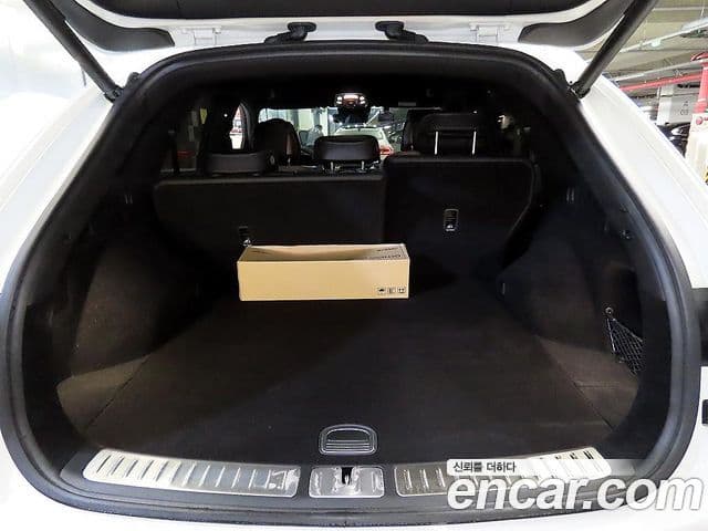 Genesis GV70 2022 — фото 17 из 20