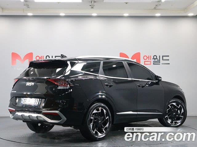 Kia Sportage 2024 — Фото 2/20