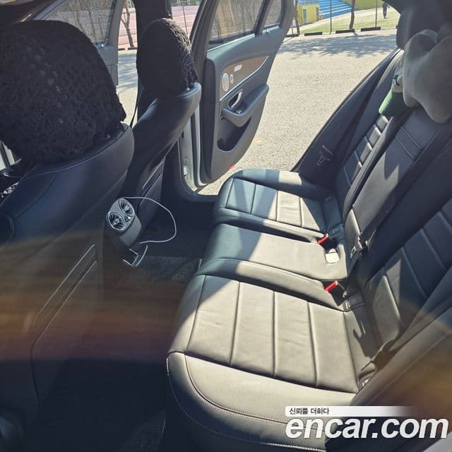 Mercedes-Benz E-Class 2022 — Şəkil 14/17