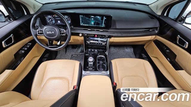 Kia Carnival 2023 — Şəkil 7/20