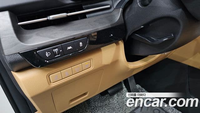 Kia Carnival 2023 — Şəkil 12/20