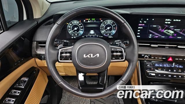 Kia Carnival 2023 — Şəkil 13/20
