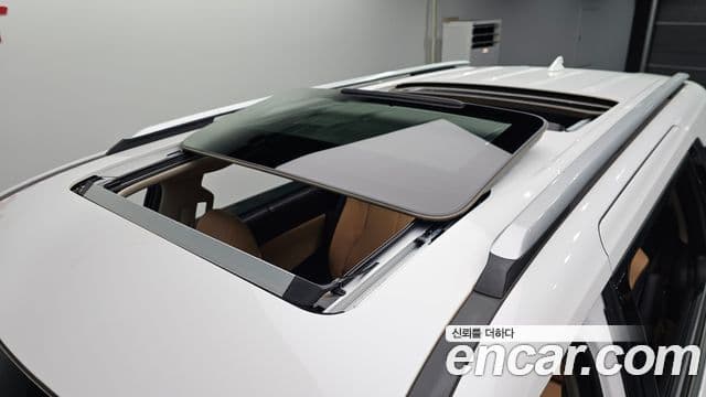 Kia Carnival 2023 — Şəkil 20/20