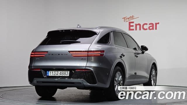 Genesis GV70 2022 — Şəkil 2/20