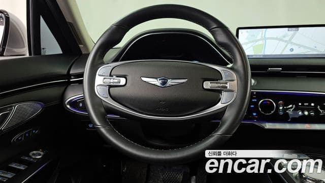 Genesis GV70 2022 — Şəkil 13/20