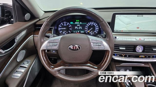 Kia The K9 2018 — ფოტო 13/20