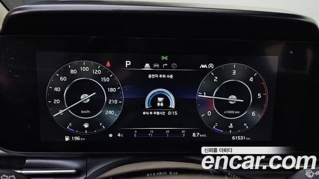 Kia Carnival 2020 — Фото 8/20